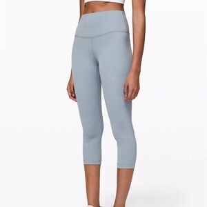 Lululemon Align 21’ cropped US size 2